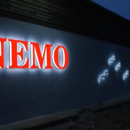 Nemo Hotel Brăila Екстериор снимка