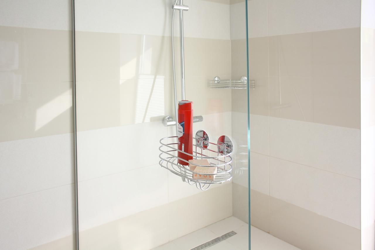 Nemo Hotel Brăila Екстериор снимка